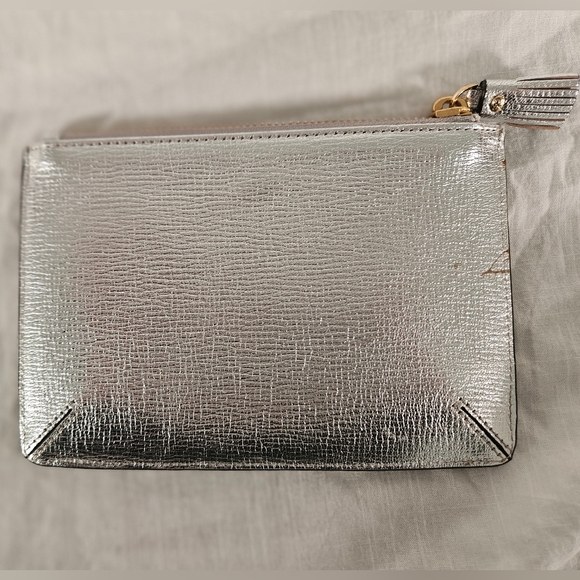 Anya Hindmarch Silver Textured Clutch - Picture 2 of 5